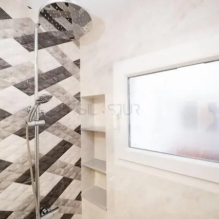 Juan Escalante By Silastur * Oviedo